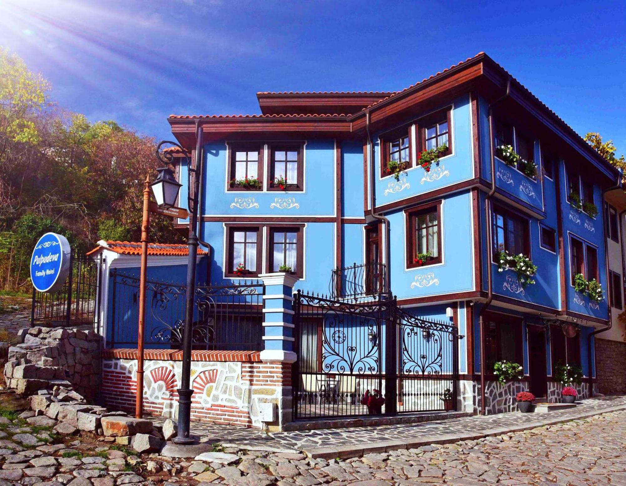 Pulpudeva Family Hotel Plovdiv Bagian luar foto